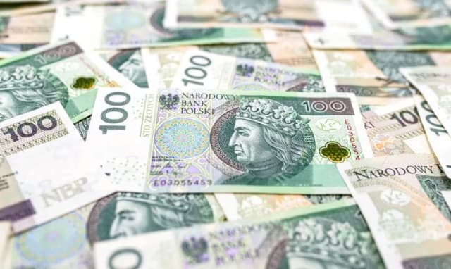 Czy pożyczka może być w gotówce? Poznaj ryzyka i zalety tej opcji Czy pożyczka może być w gotówce? Poznaj ryzyka i zalety tej opcji